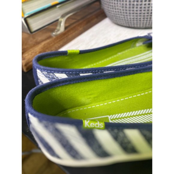 Keds Teacup Slip-On Sneaker Navy White 7.5 NEW - Picture 7 of 9